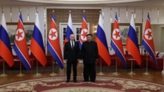 Zdjęcie do artykułu: Korea Północna wystrzeliła około 10 rakiet balistycznych. To już 17. test w tym roku