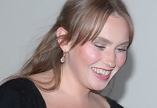 Veronika Slowikowska, kanadyjska aktorka i komiczka o polskich korzeniach
